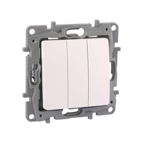 Legrand 767103 Salbei Beyaz Üçlü Anahtar