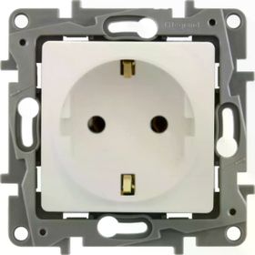 Legrand 767117 Beyaz Fransız Standart Topraklı Priz