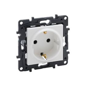 Legrand 768114 Raventi Beyaz Topraklı Priz