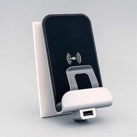 Legrand Raventi Beyaz Kablosuz Şarj Cihazı 1100 Ma + Usb Şarj Prizi 2400Ma 768198