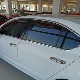 Leon Part Çmk Skoda Octavia 2015 2019 Nikelaj Cam Çıtası
