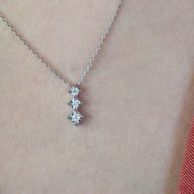 Lilarote 0.07 Ct. Tria Pırlanta Kolye