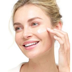 L'Oréal Paris Revitalift Lazer X3 50 ml Leke ve Kırışıklık Karşıtı Bakım Kremi