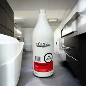L'Oréal Professionnel Pro-Classics 1500 ml Boyalı Saçlar İçin Renkli Renk Bakım Şampuanı