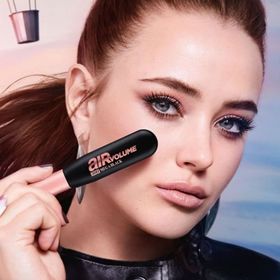 Loreal Paris 30 Saate Kadar Kalıcı Ekstra Siyah Air Mega Volume Maskara