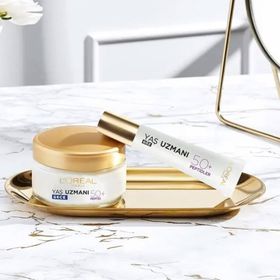 Loreal Paris 50+15 ml Yaş Uzmanı Kırışıklık Karşıtı Yenileyici Göz Kremi