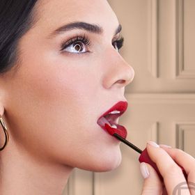 Loreal Paris Infaillible Matte Resistance 420 Le Rouge Paris Likit Ruj