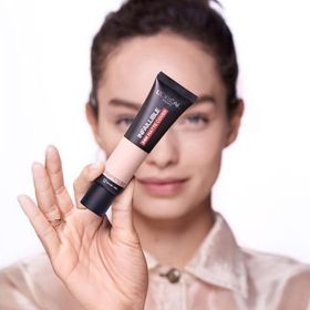 Loreal Paris No: 90 Rose Porcelain Infaillible 24H Matte Cover Yüksek Kapatıcı Fondöten