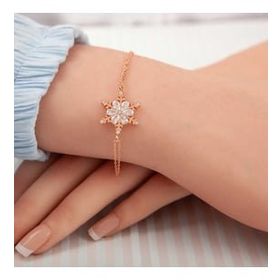 Lucky Gümüş Rose Kar Çiçeği Kadın Bileklik