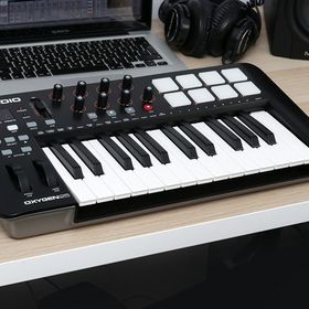 M-Audio Oxygen 25 V3.0 Midi Klavye