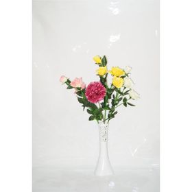 M3Decorium Beyaz Delikli Ve Çiçekler 40cm Vazo
