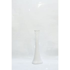 M3Decorium Uzun Beyaz Delikli Desenli Köşesu 60cm Vazo