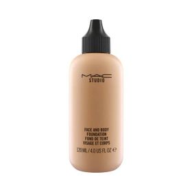 Mac Studio Radiance Face and Body Radiant Sheer C4 Fondöten