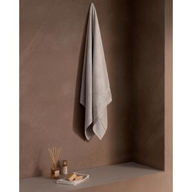 Madame Coco Tilda Bordürü Jakarlı Mavi 70x140 cm Banyo Havlusu