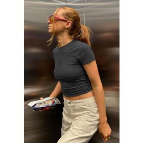 Madmext MG1725 Füme Bisiklet Yaka Basic Kadın T-shirt