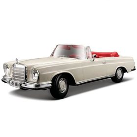 Maisto 1:18 1967 Mercedes-Benz 280 SE Model Araba