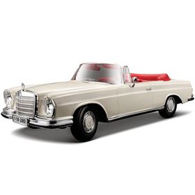 Maisto 1:18 1967 Mercedes-Benz 280 SE Model Araba