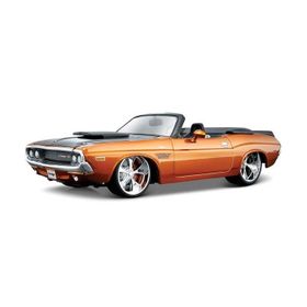 Maisto 1:24 Dodge Challenger Model Araba