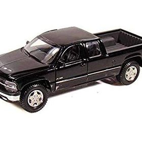 Maisto Chevrolet Silverado 1:27 Model Araç