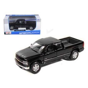 Maisto Chevrolet Silverado 1:27 Model Araç