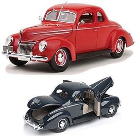 Maisto Ford Deluxe Tudor 1939 1:18 S/E Yeşil Model Araba