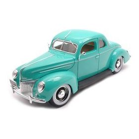 Maisto Ford Deluxe Tudor 1939 1:18 S/E Yeşil Model Araba