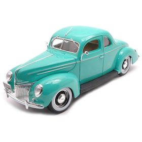 Maisto Ford Deluxe Tudor 1939 1:18 S/E Yeşil Model Araba