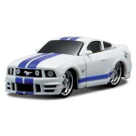 Maisto Ford Mustang Gt 2006 7,5 Cm Roborods Oyunca Araba