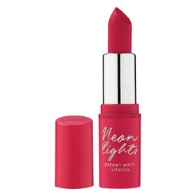 Make Up Academy Neon Dare Mat Ruj