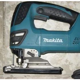 Makita 4350T Dekupaj Testere