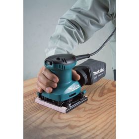 Makita BO4557 Avuç İçi Titreşimli Zımpara Makinesi