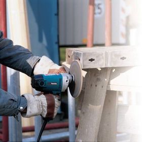 Makita GV7000C Elektrikli Zımpara Makinası