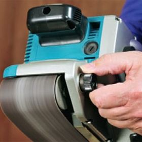 Makita Tank 9903 (1010 W) Zımparalama Makinesi