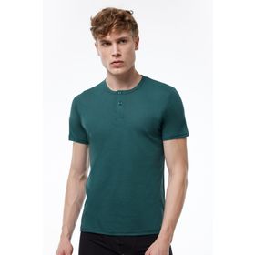 Malabadi Yaz Serinliği Yeşil Düğmeli Erkek T-Shirt