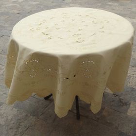 Mandaş 160Q Gold Dertsiz Kesme Simli Yuvarlak Masa Örtüsü