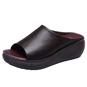 MaNMaNing Retro Kahverengi Yumuşak Tabanlı Düşük Topuk Kama Kadın Sandalet