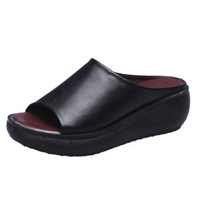 MaNMaNing Retro Siyah Yumuşak Tabanlı Düşük Topuk Kama Kadın Sandalet