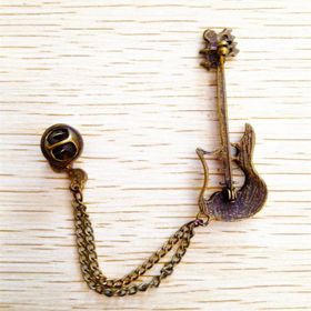 Manuel Raymond GBV Gitar Eskitme Broş