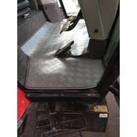 Massey Ferguson 5400 Traktör Kabin Paspası