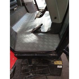 Massey Ferguson 5400 Traktör Kabin Paspası