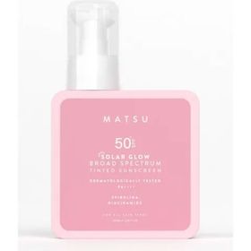 Matsu Solar Glow 100 ml Ton Eşitleyici ve Leke Karşıtı SPF 50+ Renkli Güneş Kremi