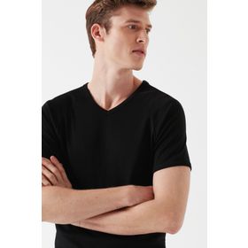 Mavi 061313-902 V Yaka Siyah Basic Erkek T-shirt