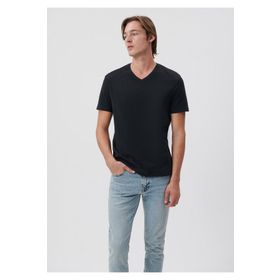 Mavi 065586-900 V Yaka Normal Kalıp Düz Siyah Erkek T-Shirt