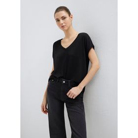 Mavi 166449-900 V Yaka Siyah Basic Kadın T-shirt