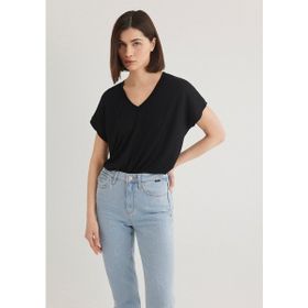 Mavi 166449-900 V Yaka Siyah Basic Kadın T-shirt