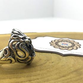 Mavio Aslan Figürlü Erkek Gümüş Yüzük