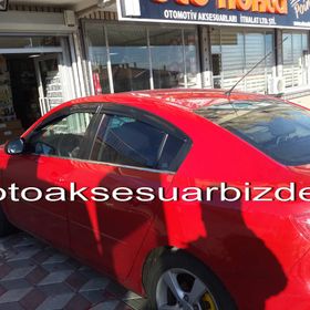 Mazda 3 Sedan 2003-2009 Arası 4 Mügen Cam Rüzgarlığı