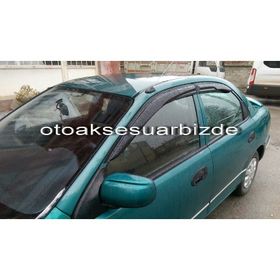 Mazda 323 Famia 1996-1999 Arası 4 Mügen Cam Rüzgarlığı