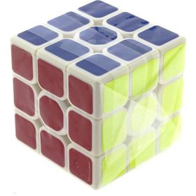 Mega 3X3X3-5,5 cm Beyaz Zemin Üzeri Renkli Zeka Küpü