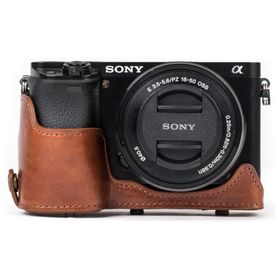Megagear MG1237 Kahverengi Sony Alpha A6500 Fotoğraf Makinesi Çantası